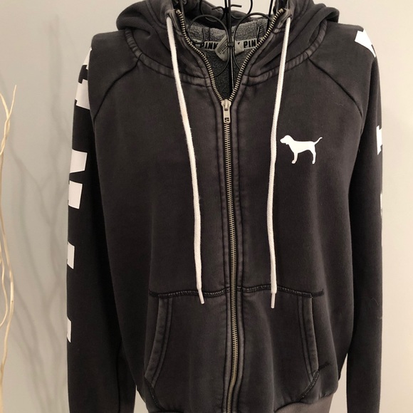PINK Victoria's Secret Tops - NWOT pink Victoria secrets zip up hoodie
